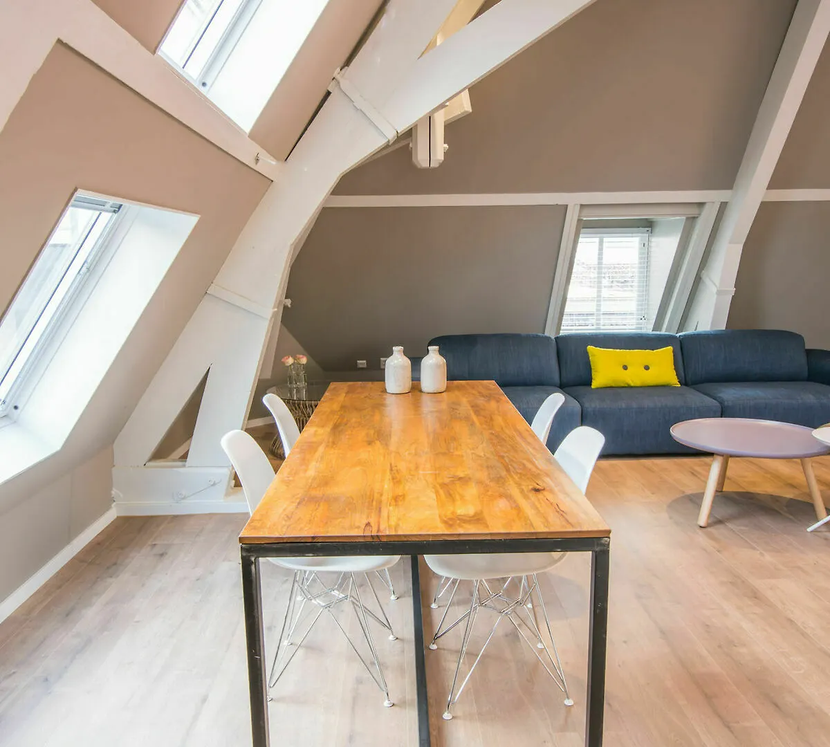 Apartments De Hallen Ámsterdam